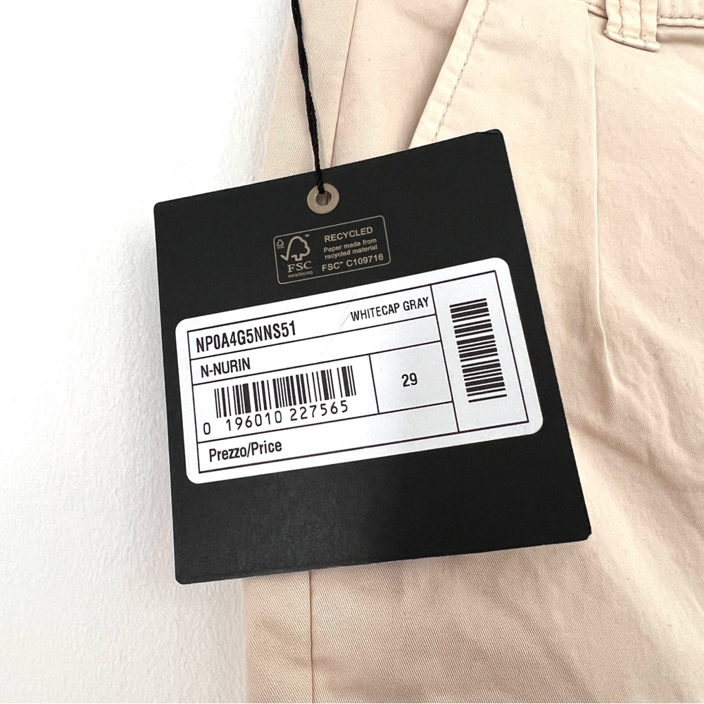 Napapijri Men's N-Nurin Cargo Shorts - White Cap Gray Size W30 BNWT - Picture 2 of 3